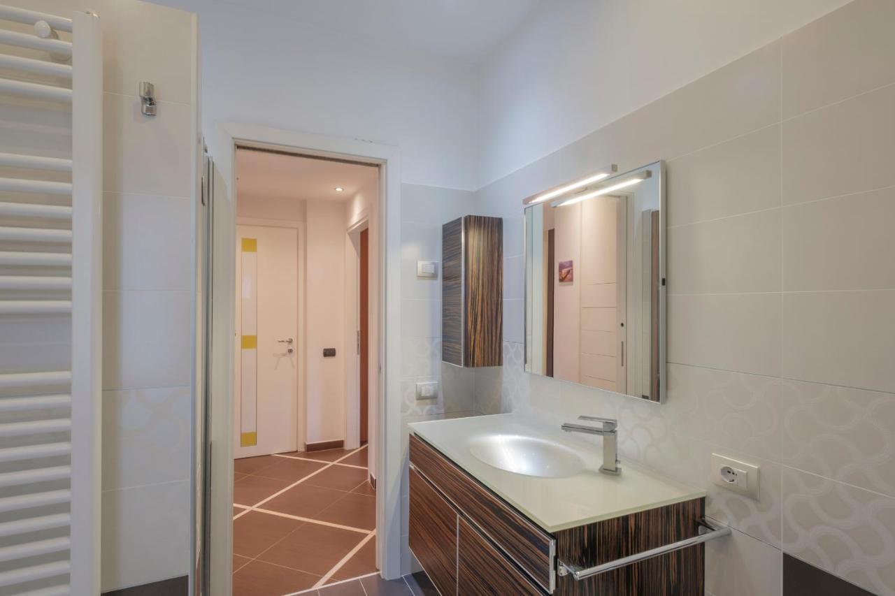 Aura Home Sirmione - 2 Bedrooms Apartment Exterior foto